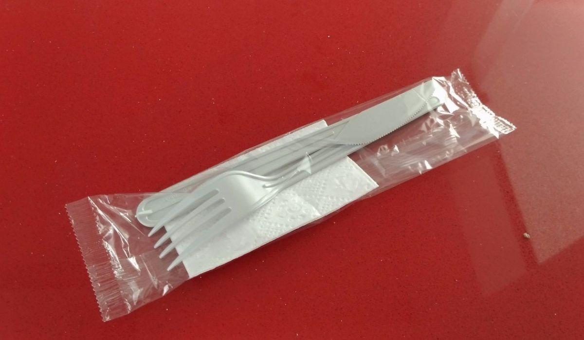 Kit Talher Descartável com Guardanapo